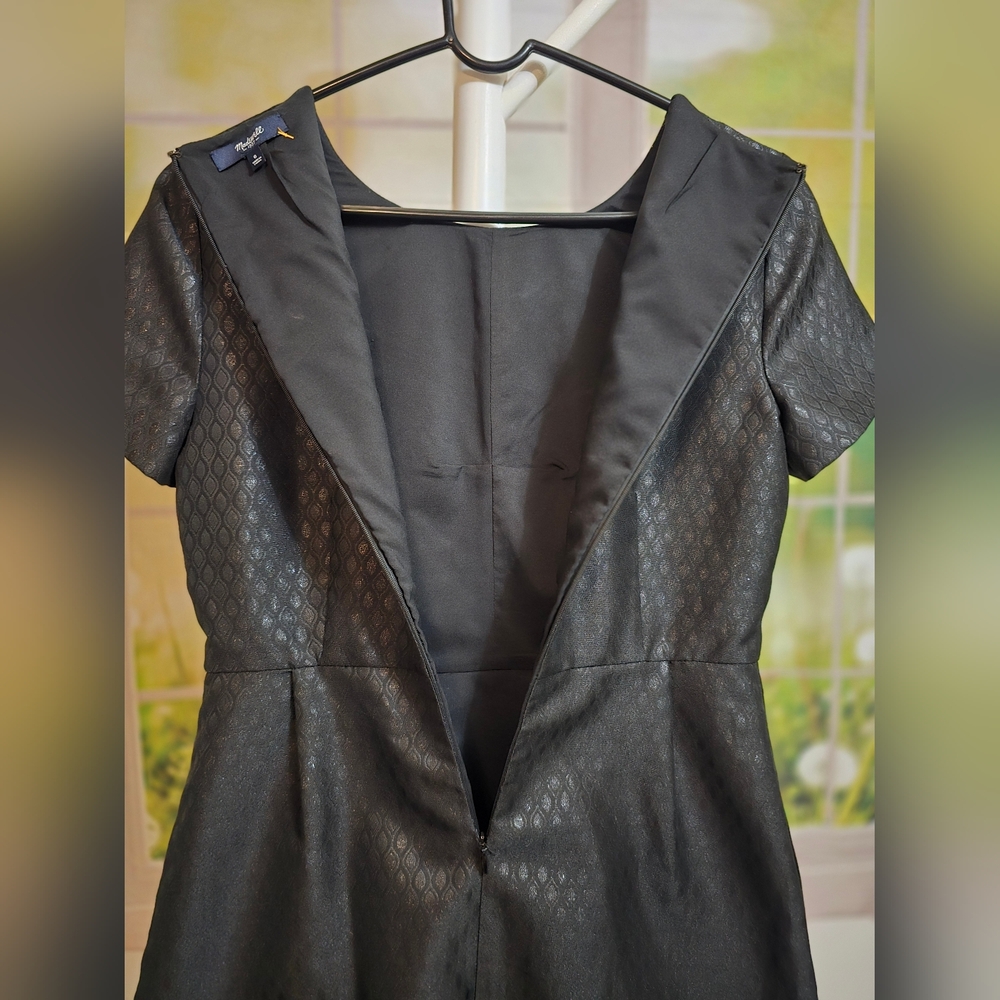 Madewell Metallic Black Textured Cap-Sleeve Dress with Pockets – Size 6 - Picture 5 of 8